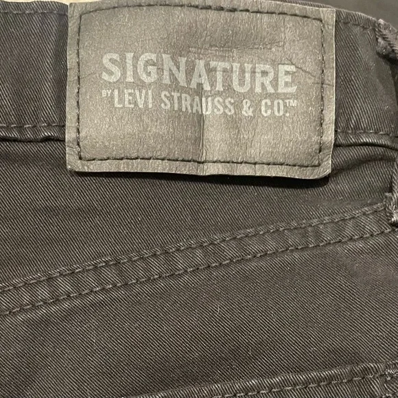 Levis Signature S67 Jeans Mens Black 30x32 Athletic Straight Leg
Zipper Pocket - Picture 7 of 10